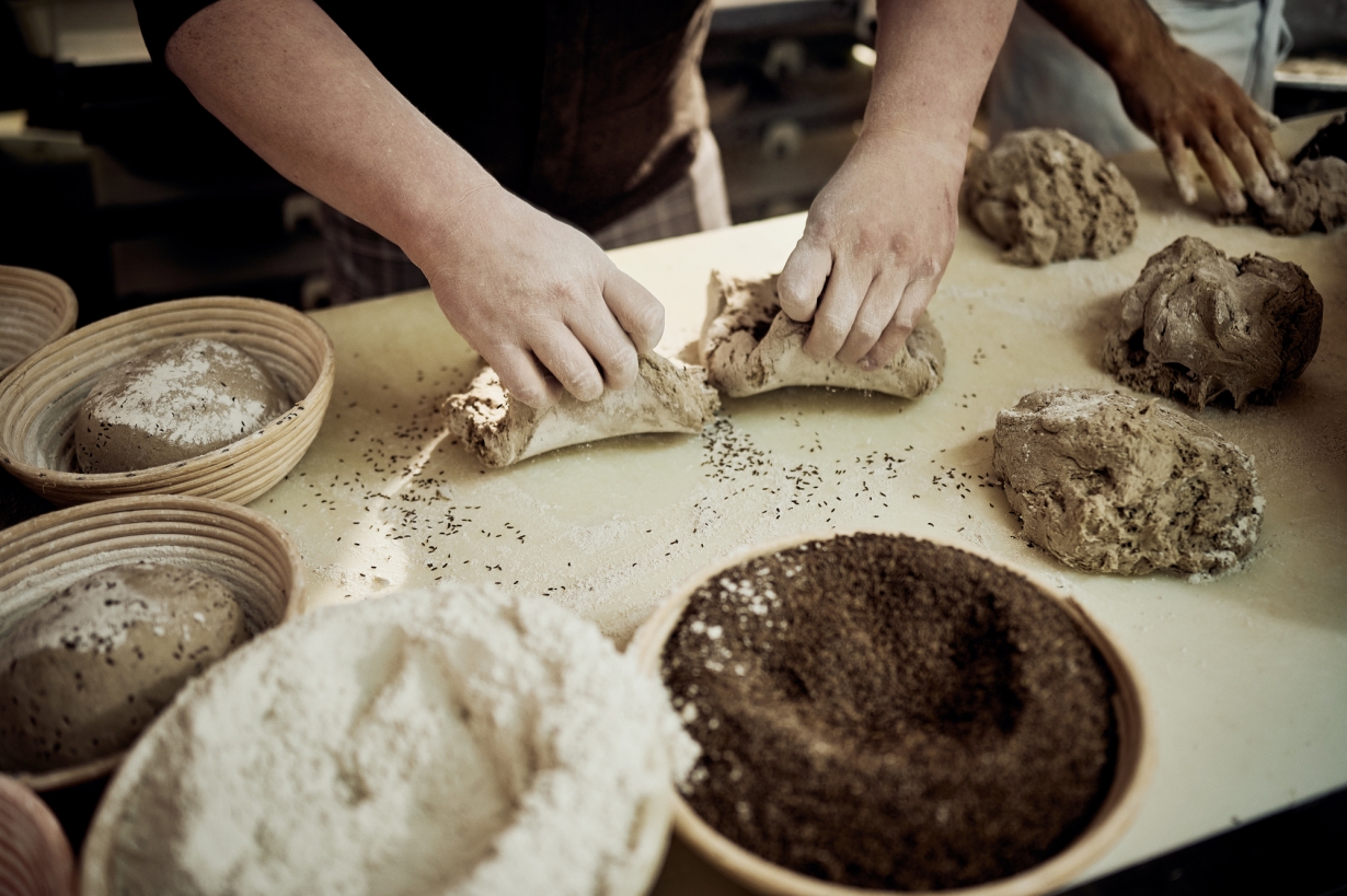 gute alte Backhandwerk aus vier Generationen höchster Backkunst